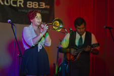 03.A&E.BarnWelcomeShow.04.rgb.cky