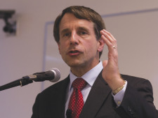 Insurance Commisioner Dave Jones teaches a public policy seminar.