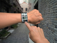 hand wear smartwatch with map guide