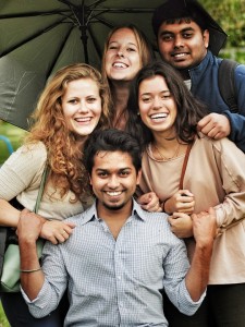 group-1034160_960_720