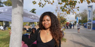 UCR students celebrate Thanksgiving