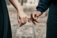 Feat_Horoscope Love1_Courtesy of Pexels