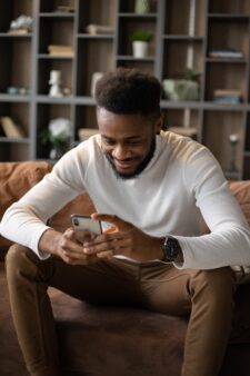 Feat_Online Dating1_Courtesy of Pexels