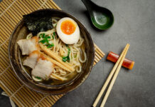 Spice up your basic ramen noodles into the perfect girl dinner courtesy of freepiks