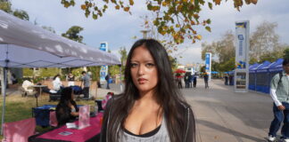 UCR students celebrate Thanksgiving