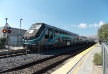 UCR students ride Metrolink for free