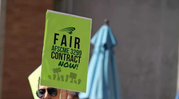 AFSCME picket at Glasgow protests low wages and short staffing
