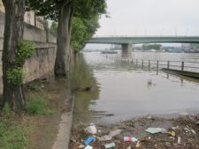 Sports_Olympics_river seine_via Celette_curtesy of wikipideia commons