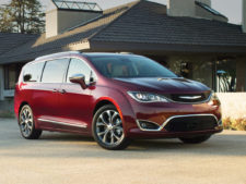 features.Chrysler Pacifica.chrysler