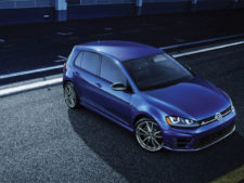 features.car.Volkswagen (1)