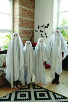 ghost fam (Courtesy of Pexels)