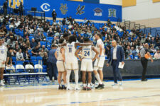 huddle_Courtesy Elena Versage _ The Highlander