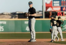 UCR routs University of Utah in commanding 10-5 win
