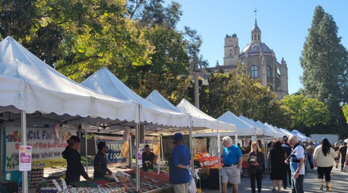 Downtown Riverside’s farmers market