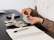 news.Pay.Pexels