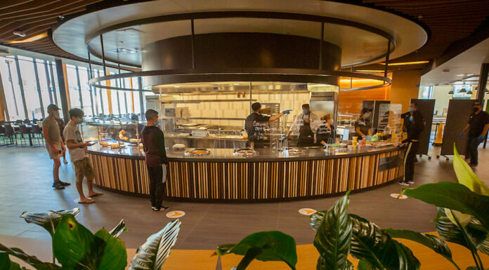 UCR restaurants face staffing shortages