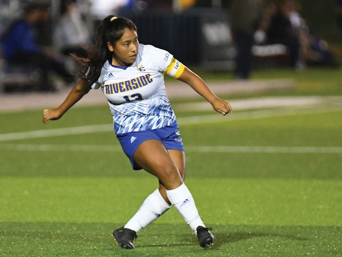 Women’s soccer match against Denver ends in a tie Highlander
