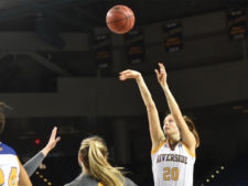 sports.wbball.ucrathletics