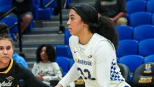 sports_wbb_courtesy of ucr athletics